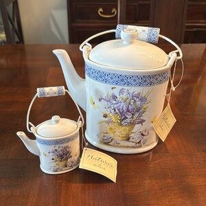 Hallmark Nature's Sketchbook Marjolein Bastin 8" Teapot Floral Blue Violet